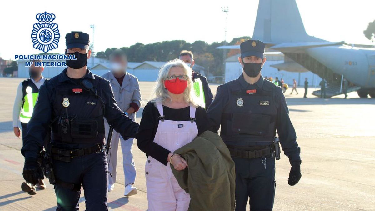 EuropaPress_3444180_policia_nacional_traslada_espana_etarra_maria_natividad_jauregui_espina EuropaPress_3444180_policia_nacional_traslada_espana_etarra_maria_natividad_jauregui_espina