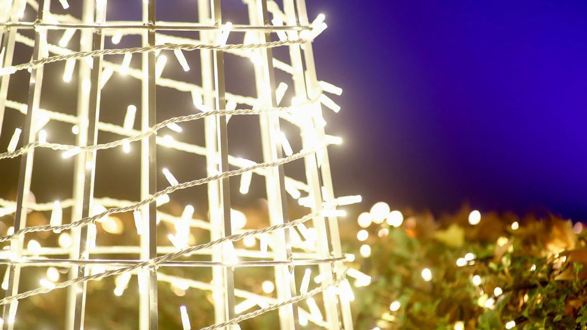 Madrid planea "excepciones" para Navidad: ampliar reuniones y salidas de ancianos en residencias a casas Madrid planea "excepciones" para Navidad: ampliar reuniones y salidas de ancianos en residencias a casas