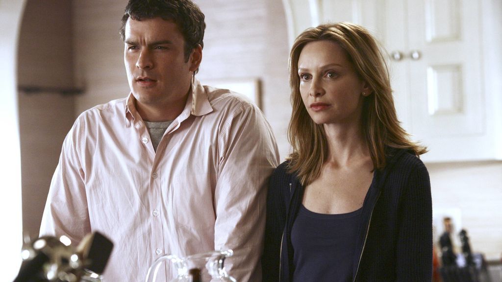Balthazar Getty con Calista Flockhart en 'Cinco hermanos'
