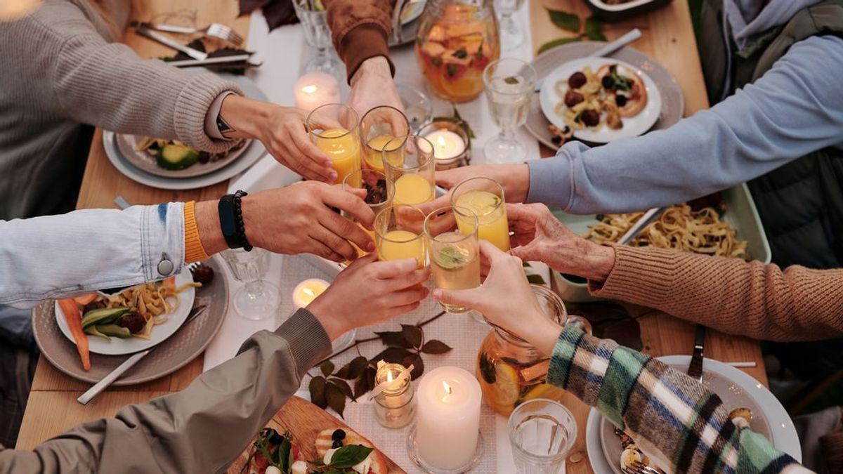 Cenas de Navidad limitadas a seis comensales: "Somos 25 en mi familia y no sé como nos vamos a organizar" Cenas de Navidad limitadas a seis comensales: "Somos 25 en mi familia y no sé como nos vamos a organizar"