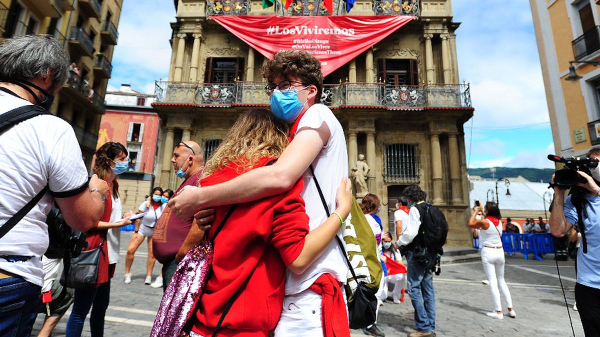 Los enfermos de coronavirus se sienten más atraídos a reunirse socialmente, según un estudio Los enfermos de coronavirus se sienten más atraídos a reunirse socialmente, según un estudio