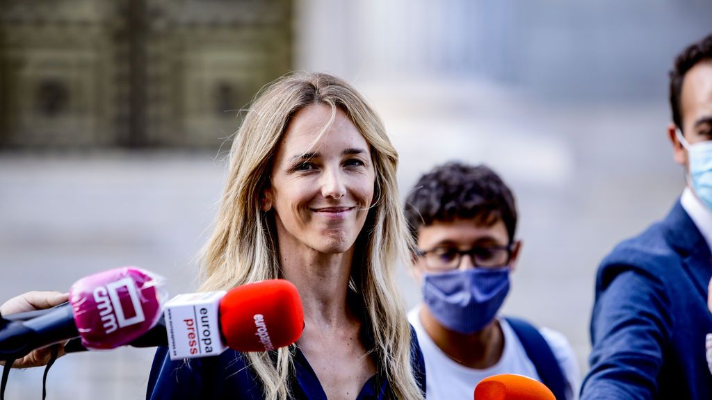 Álvarez de Toledo acusa a Casado de asumir la "agenda lingüística de la izquierda" en su discurso contra la violencia machista Álvarez de Toledo acusa a Casado de asumir la "agenda lingüística de la izquierda" en su discurso contra la violencia machista