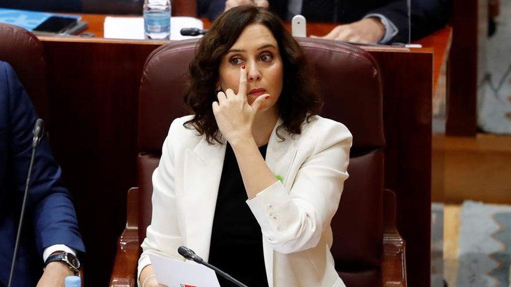 Ayuso tras el pacto de ERC con Sánchez para subir impuestos en Madrid: "Voy a ser su peor pesadilla" Ayuso tras el pacto de ERC con Sánchez para subir impuestos en Madrid: "Voy a ser su peor pesadilla"