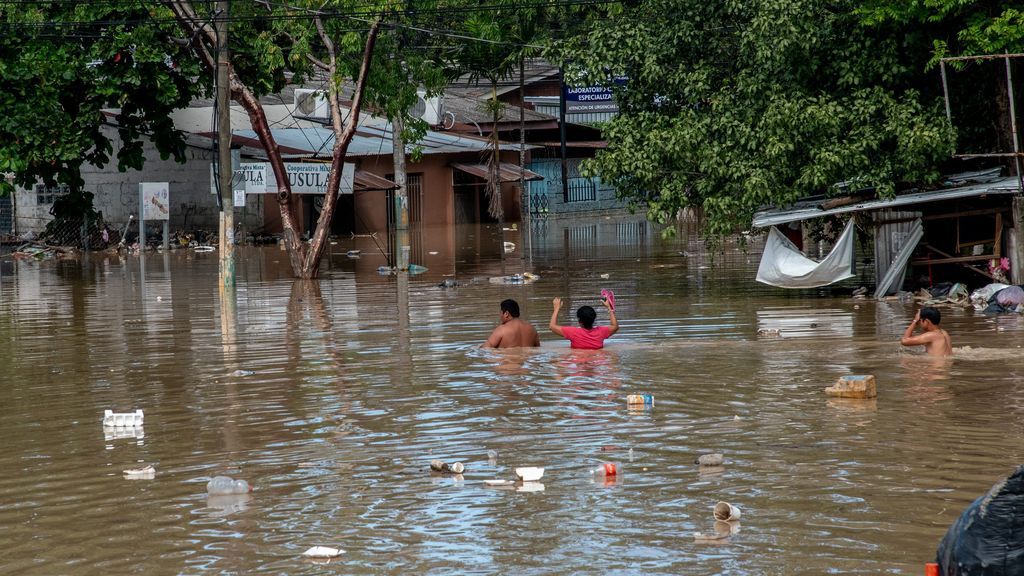 "Ha batido récords en todos los ámbitos": fin de una temporada de huracanes frenética en el Atlántico en 2020