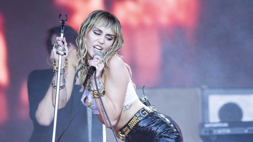 Miley Cyrus temió morir con 27 años por sus problemas de adicción al alcohol Miley Cyrus temió morir con 27 años por sus problemas de adicción al alcohol
