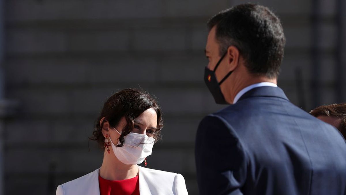 Los impuestos y la Navidad: Sánchez y Ayuso de nuevo frente a frente Los impuestos y la Navidad: Sánchez y Ayuso de nuevo frente a frente