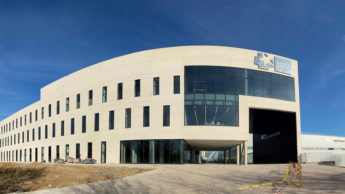 Madrid enviará a los refuerzos de la covid al hospital Zendal ante la falta de voluntarios Madrid enviará a los refuerzos de la covid al hospital Zendal ante la falta de voluntarios