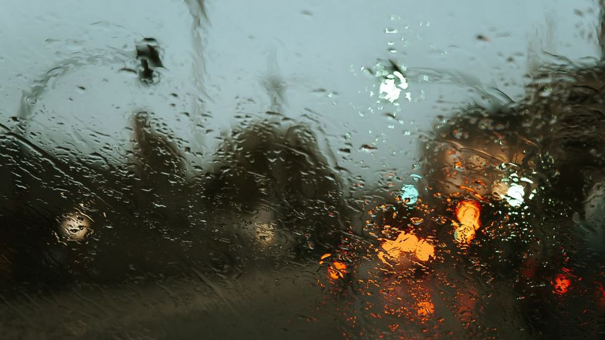 Alerta meteorológica por fuertes lluvias torrenciales con riesgo de DANA Alerta meteorológica por fuertes lluvias torrenciales con riesgo de DANA
