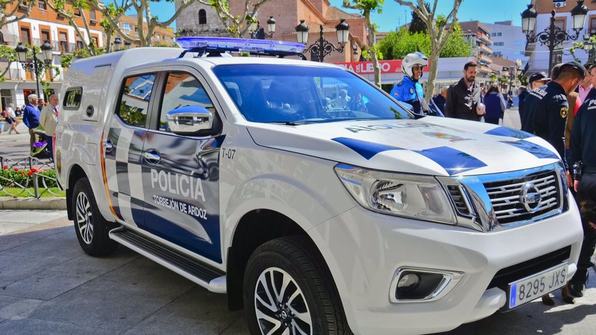Siete detenidos, cuatro de ellos menores, por agredir con un machete a un chico de 17 años en Madrid Siete detenidos, cuatro de ellos menores, por agredir con un machete a un chico de 17 años en Madrid