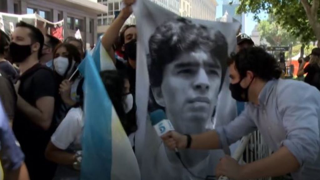 Angel Sastre es testigo de la tensión en Argentina por despedir a Maradona