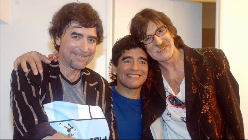 Cuando Maradona entrevistó a Joaquín Sabina: "Como padre soy bastante desastre, pero cumplo con mis obligaciones"