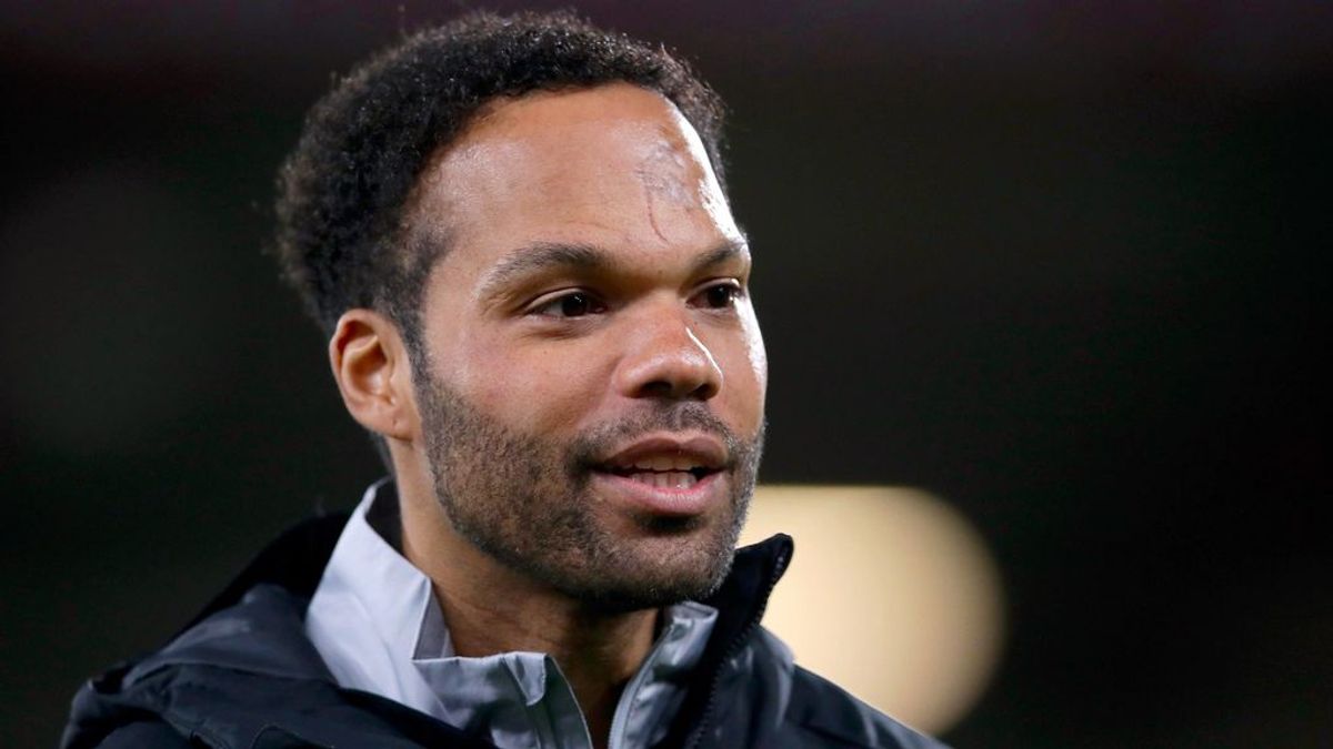 El Racing Murcia ficha al histórico futbolista inglés Joleon Lescott pero sólo para un partido El Racing Murcia ficha al histórico futbolista inglés Joleon Lescott pero sólo para un partido