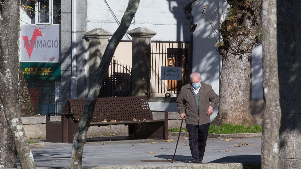 Andalucía permitirá a los mayores salir de las residencias para pasar la Navidad en familia con una PCR negativa Andalucía permitirá a los mayores salir de las residencias para pasar la Navidad en familia con una PCR negativa