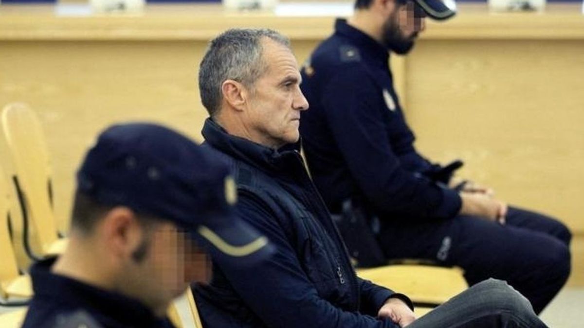 Interior acerca a "Kantauri", el jefe etarra que ordenó matar al matrimonio Jiménez Becerril Interior acerca a "Kantauri", el jefe etarra que ordenó matar al matrimonio Jiménez Becerril