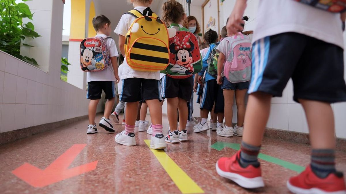 Sólo un 8% de los menores con covid transmiten la enfermedad, según estudio Sólo un 8% de los menores con covid transmiten la enfermedad, según estudio