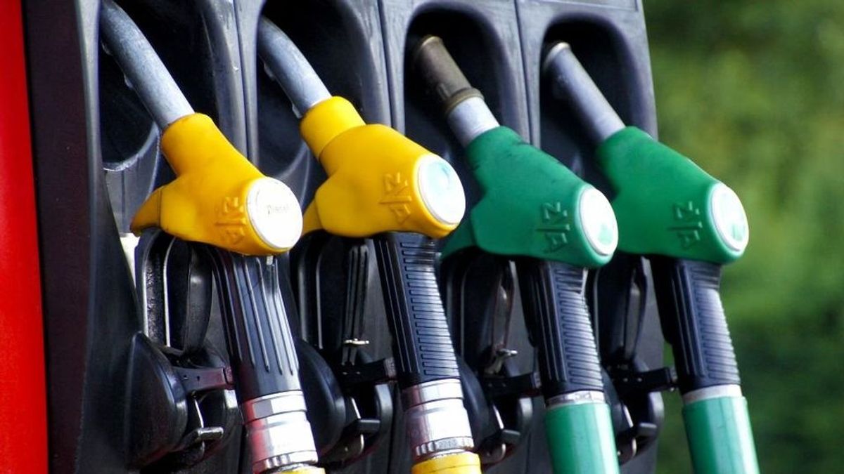 Comprar coche térmico: el diésel sale económico si hacemos a partir de unos 25.000 kilómetros al año Comprar coche térmico: el diésel sale económico si hacemos a partir de unos 25.000 kilómetros al año