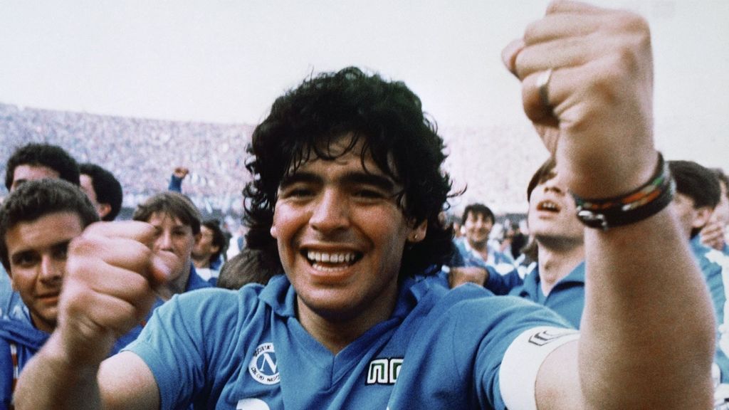 Derechos de imagen, deportivos y hasta un tanque: la muerte de Maradona desata una batalla por su herencia Derechos de imagen, deportivos y hasta un tanque: la muerte de Maradona desata una batalla por su herencia