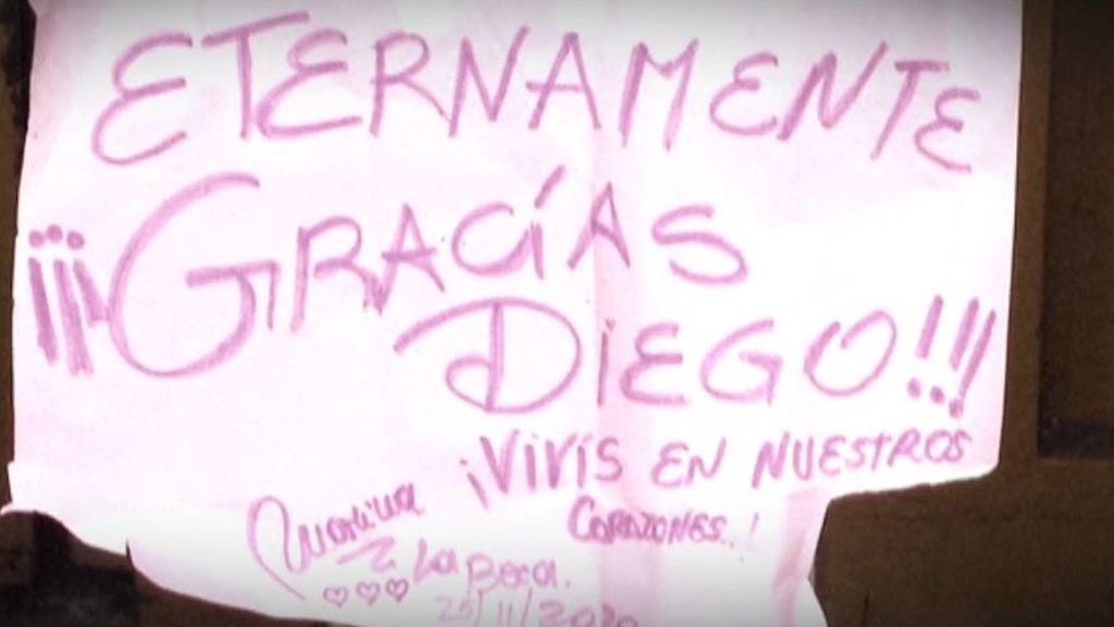 AD10S: El Pelusa reposa en el cementerio de Bella Vista