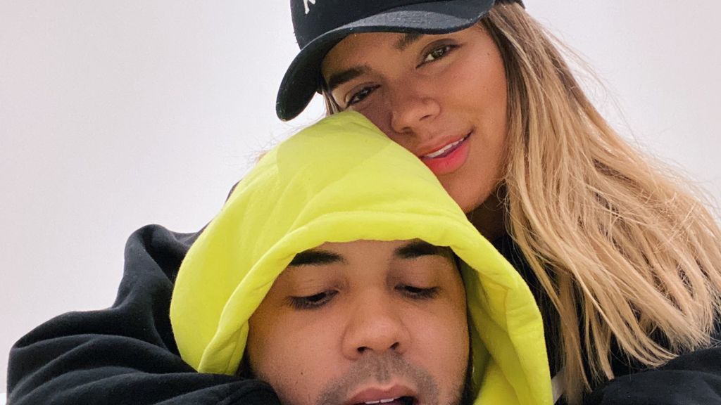 Karol G pone fin a los rumores de ruptura con Anuel AA con su felicitación de cumpleaños