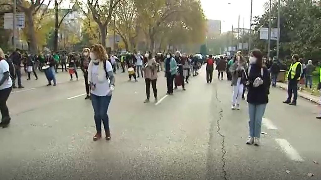 Miles de personas salen a la calle en Madrid para reivindicar la Sanidad Pública