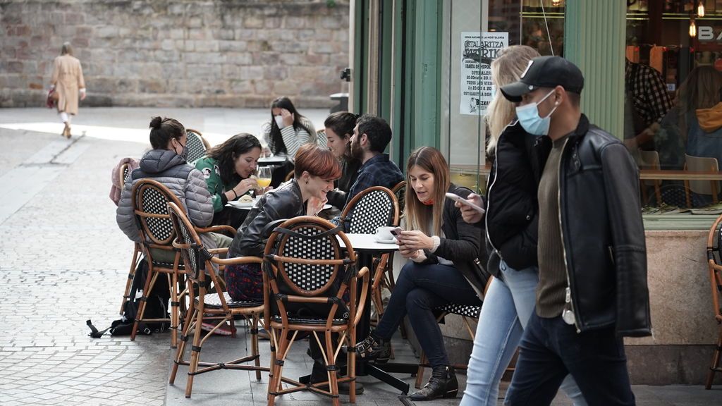 Euskadi propone reuniones de hasta 10 personas para Nochebuena, Nochevieja y Reyes Euskadi propone reuniones de hasta 10 personas para Nochebuena, Nochevieja y Reyes
