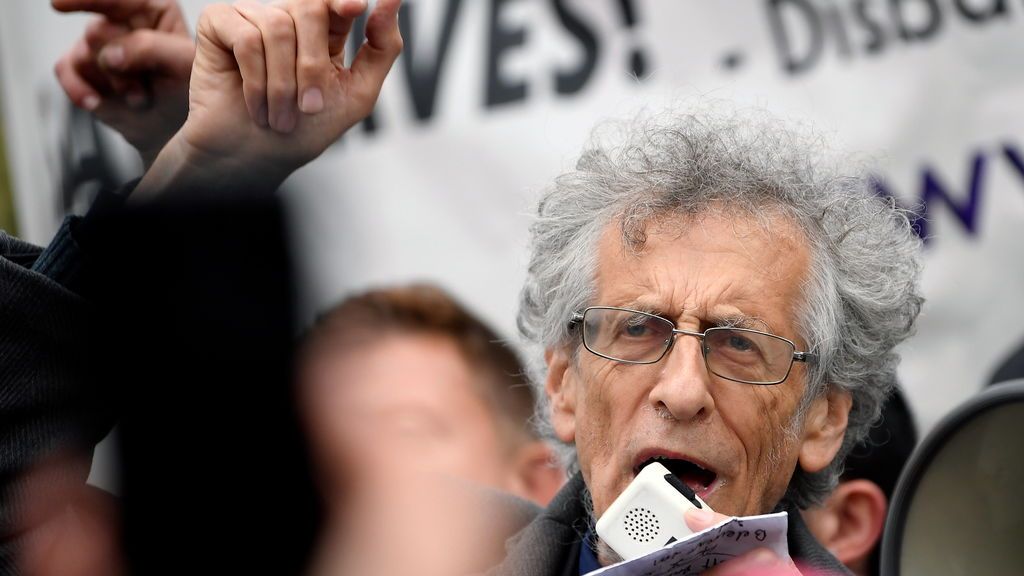 El hermano de Jeremy Corbyn lidera a los negacionistas británicos El hermano de Jeremy Corbyn lidera a los negacionistas británicos