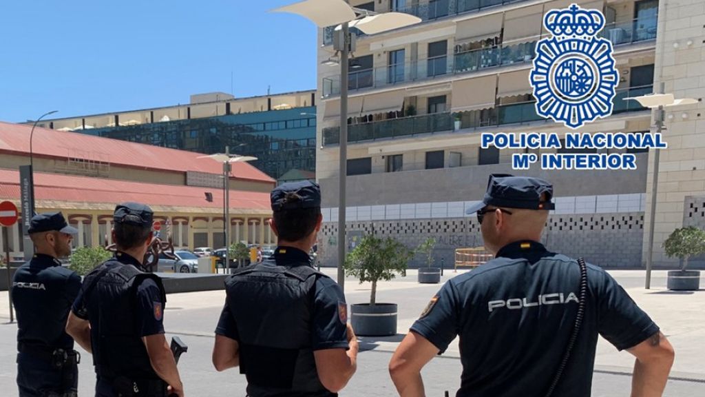 A prisión por drogar y saquear a dos chicos en sus casas tras captarlos en una 'app' para ligar en Marbella A prisión por drogar y saquear a dos chicos en sus casas tras captarlos en una 'app' para ligar en Marbella