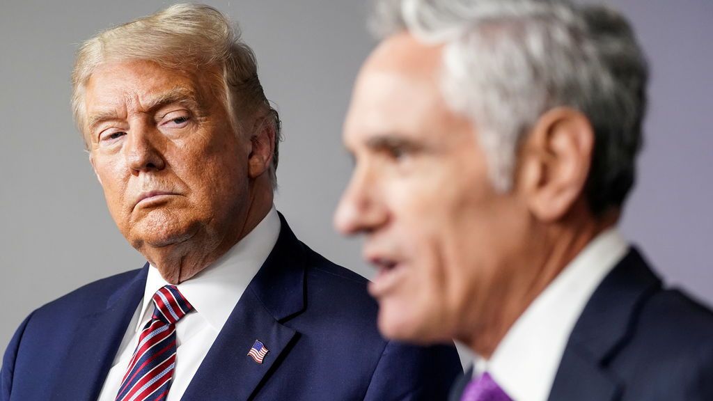 Dimite Scott Atlas, el asesor especial de Donald Trump sobre coronavirus Dimite Scott Atlas, el asesor especial de Donald Trump sobre coronavirus