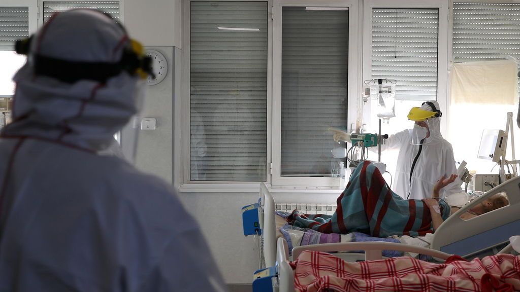 Dan el alta en tiempo récord a 9 enfermos de covid que probaron una terapia contra el cáncer infantil Dan el alta en tiempo récord a 9 enfermos de covid que probaron una terapia contra el cáncer infantil