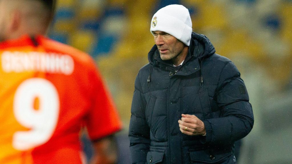 Zidane atraviesa su peor momento en el Real Madrid. Zidane atraviesa su peor momento en el Real Madrid.