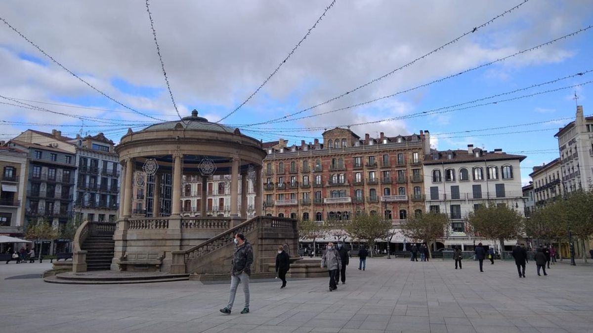 Navarra se prepara para su 'puente foral' con la vista puesta en los contagios: "Que todo el mundo recuerde lo que hemos pasado" Navarra se prepara para su 'puente foral' con la vista puesta en los contagios: "Que todo el mundo recuerde lo que hemos pasado"