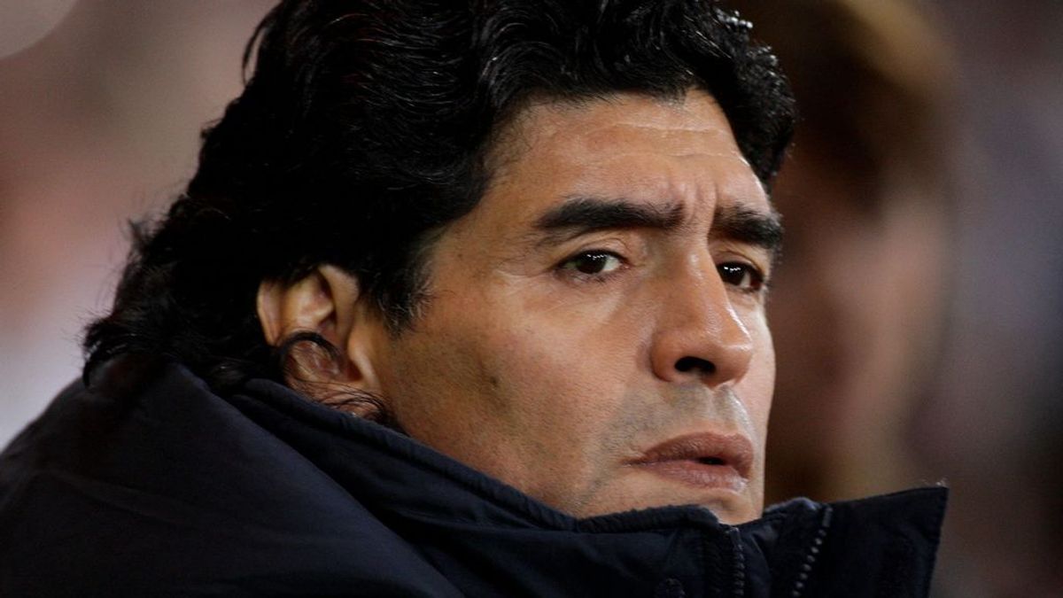 Los forenses se centran en determinar si Maradona consumió cocaína en las horas previas a su muerte: "El corazón pesaba medio kilo" Los forenses se centran en determinar si Maradona consumió cocaína en las horas previas a su muerte: "El corazón pesaba medio kilo"