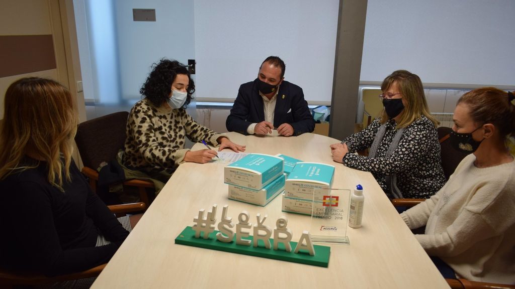 Serranillos del Valle hará test de saliva a pesar de no estar autorizados Serranillos del Valle hará test de saliva a pesar de no estar autorizados