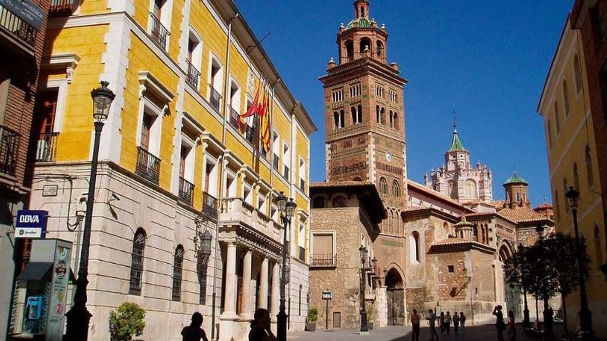 Detenidos tres menores por la supuesta violación de una chica también menor de edad en Teruel