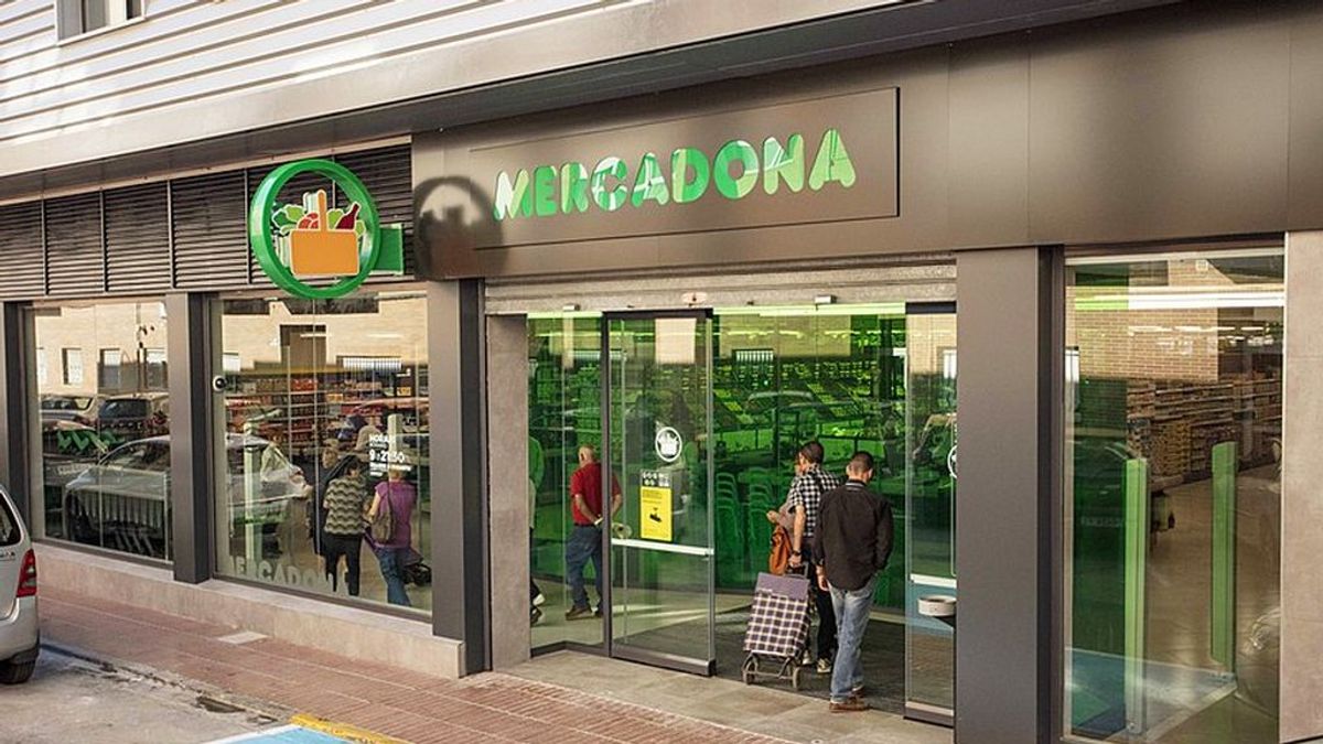 ¿Abren los supermercados durante el Puente de la Constitución y la Inmaculada? ¿Abren los supermercados durante el Puente de la Constitución y la Inmaculada?