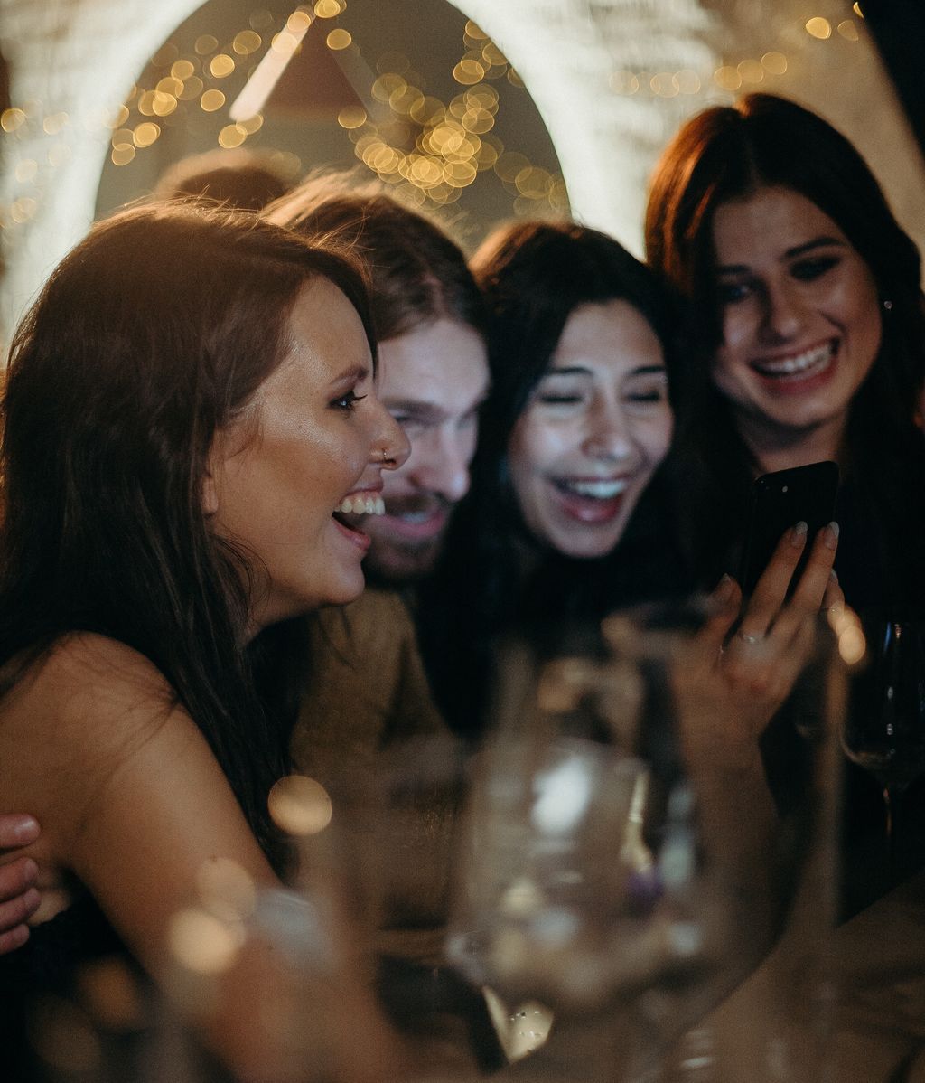 FIESTA.PEXELS