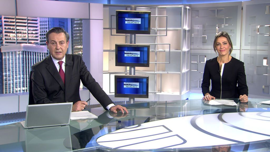 Con José Ribagorda y Ángeles Blanco Informativos Telecinco 2020 Noche 05/12/2020