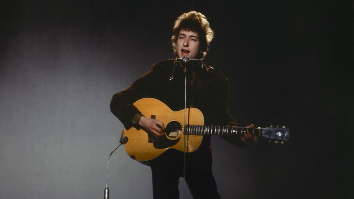 ¿Cuánto vale la carrera de Bob Dylan? El músico vende todas sus canciones a Universal (y no dice el precio)