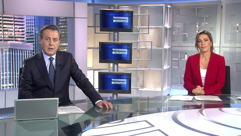 Con José Ribagorda y Ángeles Blanco Informativos Telecinco 2020 Noche 06/12/2020