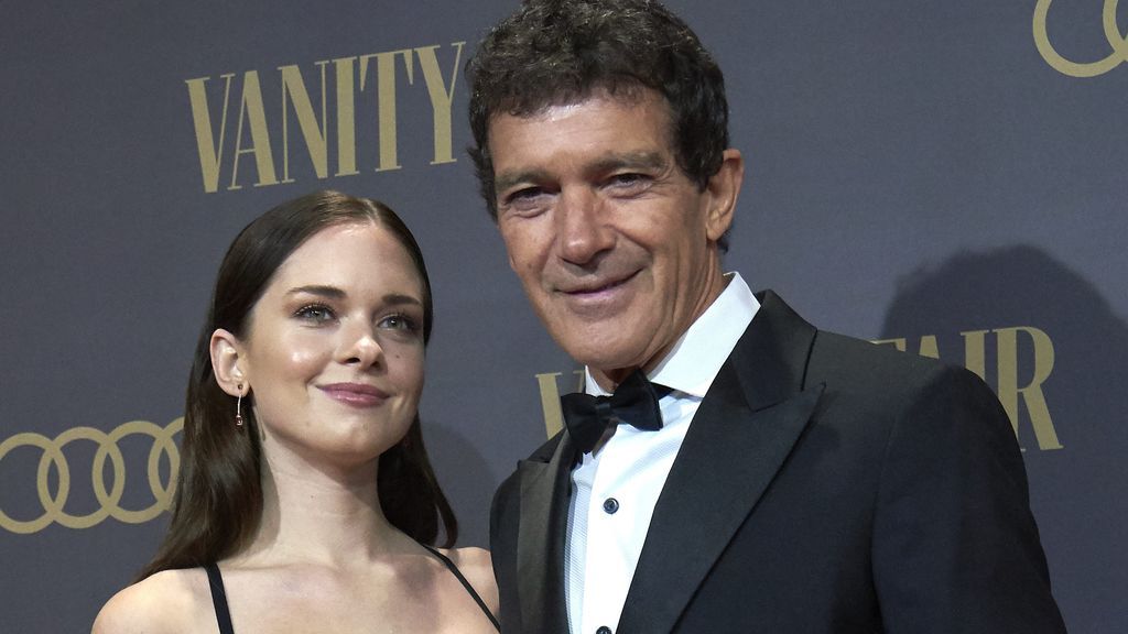 Stella del Carmen junto a su padre, Antonio Banderas