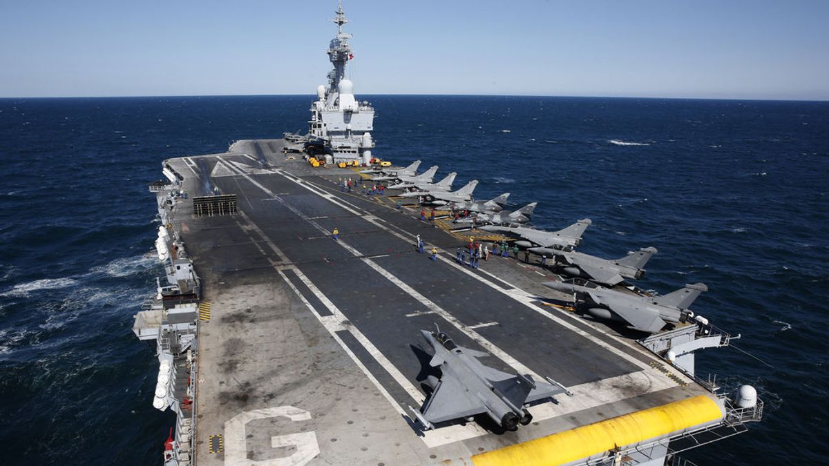 Francia reemplazará el 'Charles de Gaulle' con un nuevo portaaviones de propulsión nuclear Francia reemplazará el 'Charles de Gaulle' con un nuevo portaaviones de propulsión nuclear