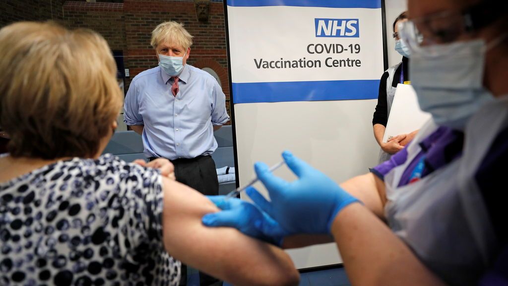 "Hecha en Europa": el 'zasca' del primer ministro belga a Boris Johnson ante la vacuna de la Covid-19 "Hecha en Europa": el 'zasca' del primer ministro belga a Boris Johnson ante la vacuna de la Covid-19