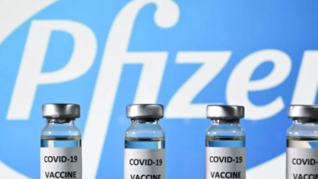 Reino Unido pide a los alérgicos que no se vacunen tras dos reacciones