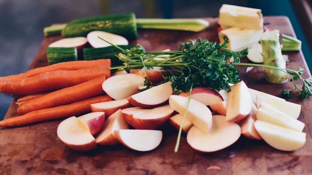 Lo que antes iba a la basura por inservible, ahora es un ingrediente más en la cocina.