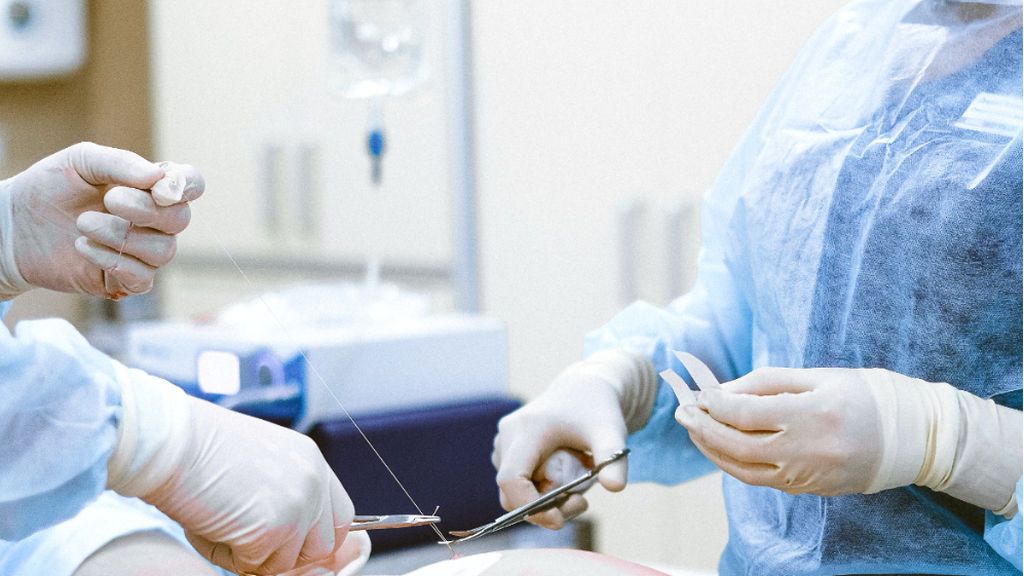 El tiempo de espera para operarse ha aumentado en 55 días este año, según la OCU El tiempo de espera para operarse ha aumentado en 55 días este año, según la OCU