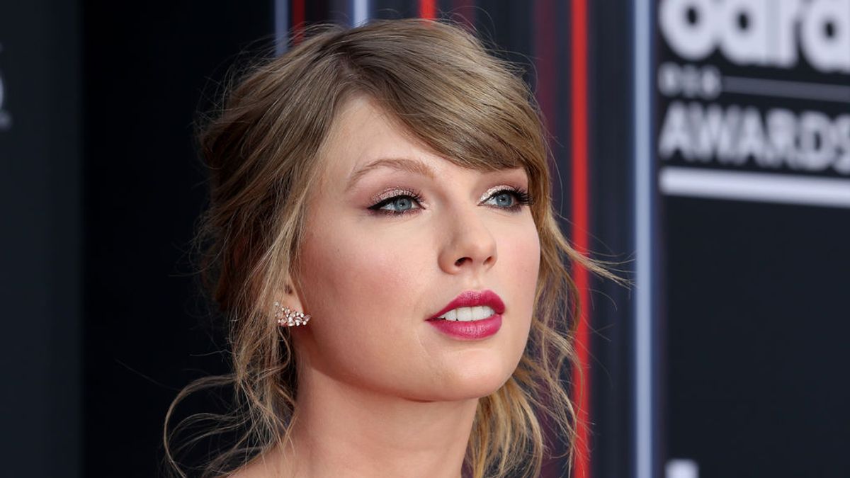 Taylor Swift anuncia por sorpresa 'evermore', su segundo disco folk en 2020 Taylor Swift anuncia por sorpresa 'evermore', su segundo disco folk en 2020