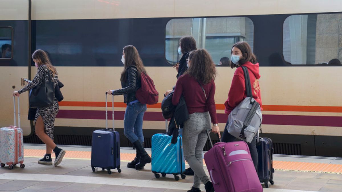 Renfe amplía hasta el 10 de enero los cambios y devoluciones de los billetes Renfe amplía hasta el 10 de enero los cambios y devoluciones de los billetes