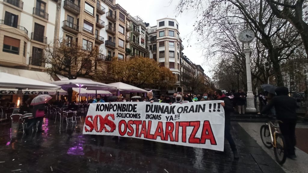 Manifestación en apoyo de la hostelería en Gipuzkoa