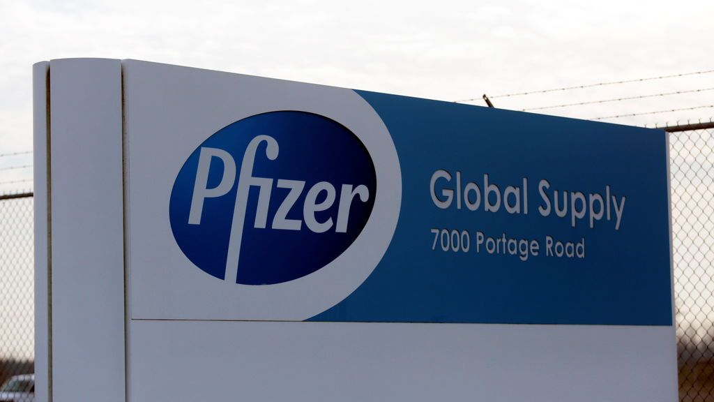 EE.UU. autoriza la vacuna de Pfizer y empezará a administrarla en 24 horas EE.UU. autoriza la vacuna de Pfizer y empezará a administrarla en 24 horas