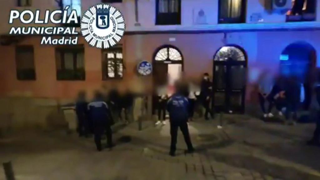 Se intensifican las patrullas policiales para detectar fiestas y reuniones navideñas prohibidas en la pandemia